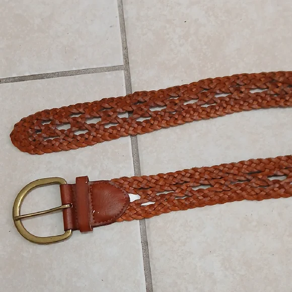 GAP Womens Wide Brown Woven Bohemian Style Leather Belt with Gold Buckle - Picture 2 of 3